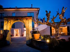 Giardino Lago Bed&Breakfast，位于米努西奥的酒店