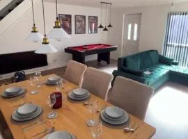 Sofi's Stay, Cosy 3 bed house, 5 mins Walk to Leeds City Centre