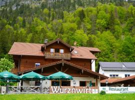 乌尔茨维尔特宾馆，位于施奈茨尔罗伊特的酒店