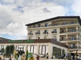 Hotel Maya