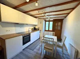 Chalet Traditionnel 2 Pers Animaux Admis au Village Praranger avec WiFi - FR-1-452-167