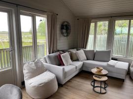 Árbakki Horsecenter cottage，位于海拉的酒店