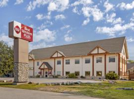 Best Western Plus Valemount Inn & Suites，位于维勒蒙特的酒店