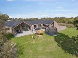 Cozy Home In Jerup With Sauna