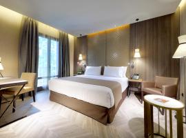 &Aacute;urea Washington Irving by Eurostars Hotel Company，位于格拉纳达的带泳池的酒店