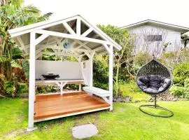 Tamarillo Bach - Coastal Comfort