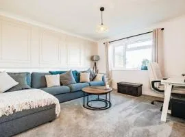 Modern coastal 1 bed flat in Shoreham