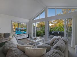 "Gone to the Beach"- Free Wifi, Pet Friendly，位于赫斯基森的酒店