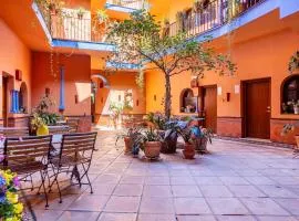 阿拉梅达庭院酒店