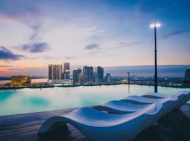 Hotel Serviced Condo Unique Infinity Pool with Mekong River View，位于金边的分契式公寓