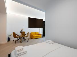 Elegant Studio Cortina Modern Stay，位于沃伦塔里的酒店