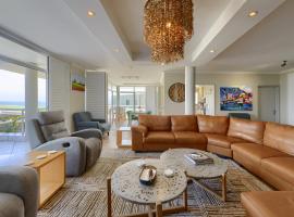 Dolphin beach Apartment -Kite beach，位于开普敦的酒店