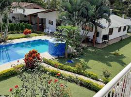 Casa Campestre VILLA LOLITA，位于Rozo的酒店