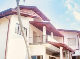 The Coconut tree villa，位于Dharga Town的酒店