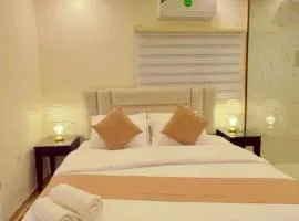 Eighth Wonders Hotel