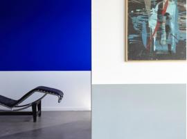 Möblierte 4,5 Zimmer Wohnung mit Garage，位于瓦杜兹的酒店