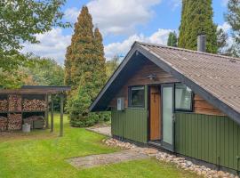 2 Bedroom Beautiful Home In Græsted，位于Græsted的酒店