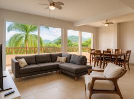 2 Rec Vista a las Montañas I Amplia Terraza I Smart TV-Netflix I Wi-Fi I Recién Remodelado，位于伊斯塔帕的酒店