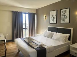 D'ELEMENTS HOTEL AND DORMITORY，位于拉瓦格的酒店