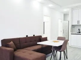 Spacious apartment 1812 bedroom, Living room Kitchen WiFi Balcony