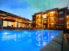 Bon Bini Residence - Luxury Serviced Apartments with Pool, Fast WiFi & Backup Power