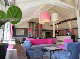 Hôtel Le Kennedy, Clermont-Ferrand, The Originals Relais，位于克莱蒙费朗的酒店