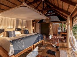 Sindabezi Island Camp，位于Simonga的酒店
