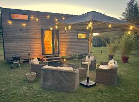 Tiny House avec vue sur le rocher de Saignon, Luberon，位于赛尼翁的乡村别墅