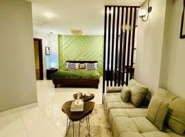 Luxury Studio Apartment