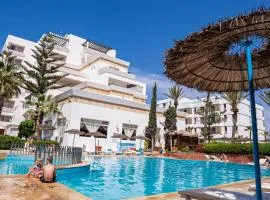 Intouriste Hôtel & Suites