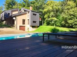 Villa Les Chabannes Pool Billiards & Leisure