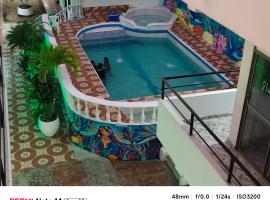 Hotel donde Tito，位于托卢的酒店