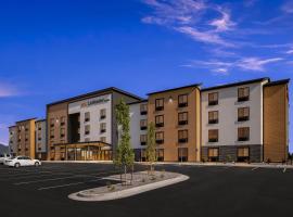LivAway Suites Orem-Vineyard，位于Vineyard的酒店
