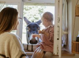 Gîte à la ferme - Animaux et séjour ressourçant，位于Les Hays的酒店