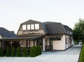 Hostel Karisma