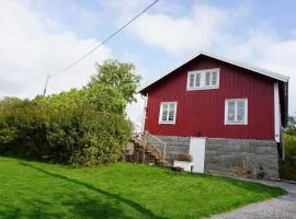 6 person holiday home in LYSEKIL