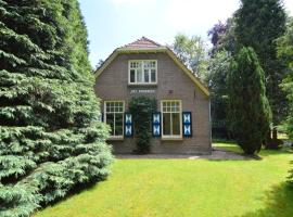 Cozy Holiday Home in Zelhem with Forest Near，位于泽尔赫姆的别墅