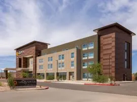 La Quinta Inn & Suites by Wyndham Phoenix West Glendale