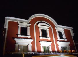 Hotel Val Di Sangro，位于Perano的酒店