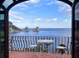 Casa vista Faraglioni Capri 2，位于卡普里的酒店