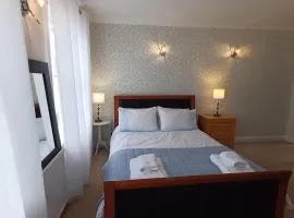 The Red Lion Heytesbury