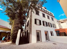 Living Funchal Executive，位于丰沙尔的酒店