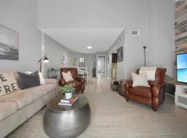 August Breeze - Beach, Fun, Sun, Close to Sights