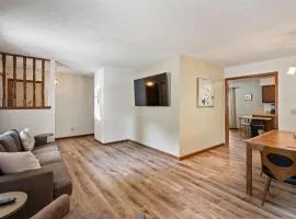 The Family Nook - Home for 8