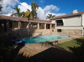 Ojong's Self-Catering Ridgeworth - Bellville
