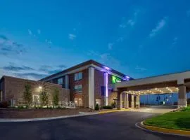 Holiday Inn Express & Suites Eden Prairie - Minneapolis by IHG