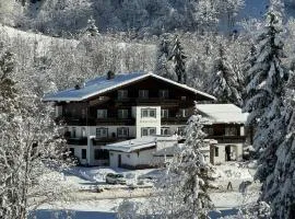 Pension Baranekhof - closest to the Kitzsteinhorn Ski Resort