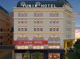 YUNIK-哈尔滨中央大街索菲亚教堂店，位于哈尔滨的酒店