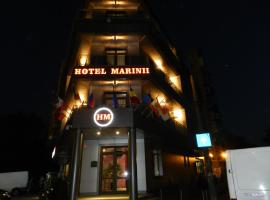 Hotel Marinii，位于布加勒斯特Sector 3的酒店