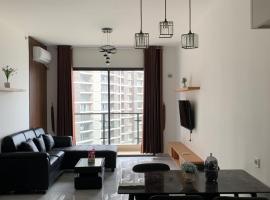 Sky House BSD D1-22J - 3 Bedroom Type，位于萨姆波罗的酒店